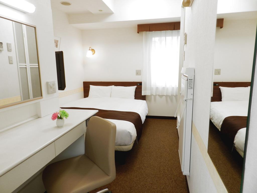 Hotel Check In Shimbashi Tokyo prefektur Rum bild